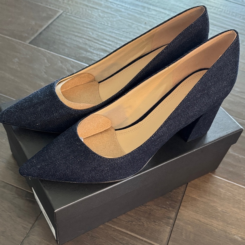 NIB Marc Fisher Denim Block Heel Pumps Navy 9.5